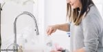 How to clean feeding bottle